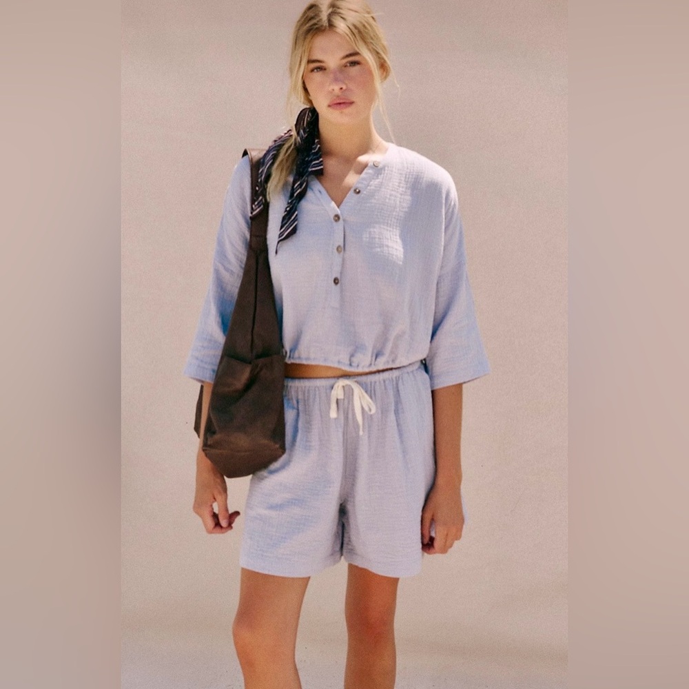 NWT FREE PEOPLE FREE EST CYRUS SHORTS SET DRIED HYDRANGEA